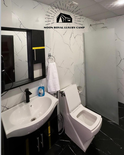 Bathroom, ROYAL MOON BUBBLES lUXURY CAMP, Quaira