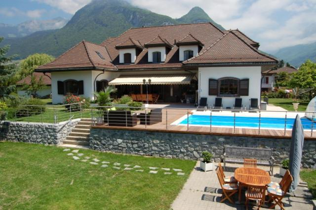Others 4, B&B L'Eden, Aigle
