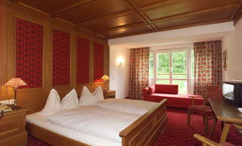 Bedroom 4, Lukashansl, Zell am See