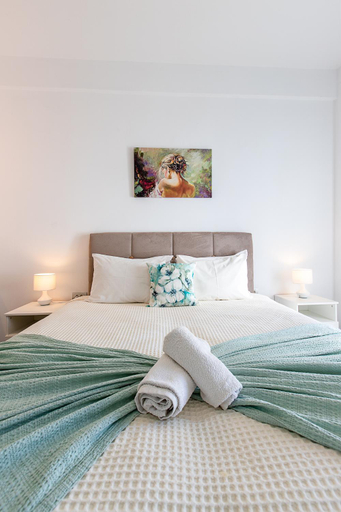 Bedroom 3, Santorini Villatzio Suites, South Aegean
