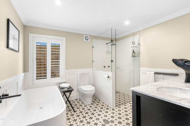 Bathroom, Block Eight Estate Gum Trees Villa, Singleton