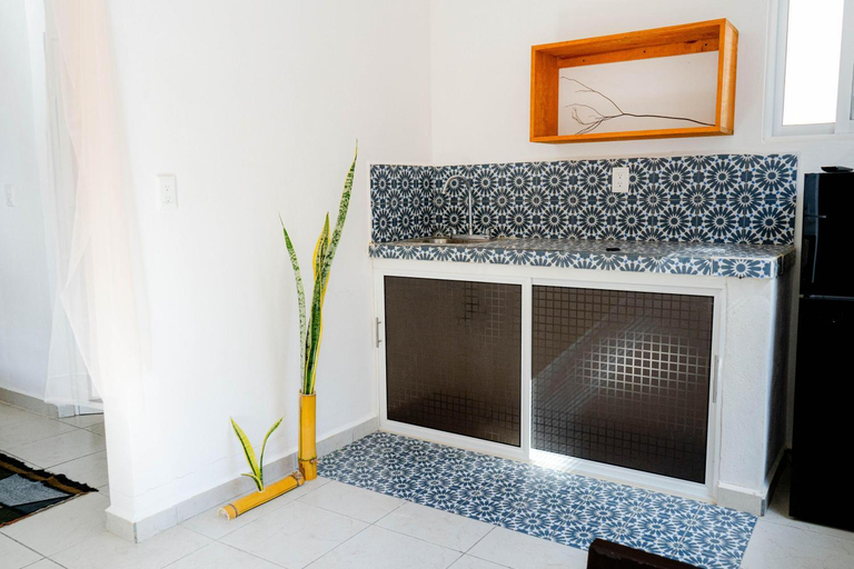 Others 5, Buenosdias Izamal, Izamal