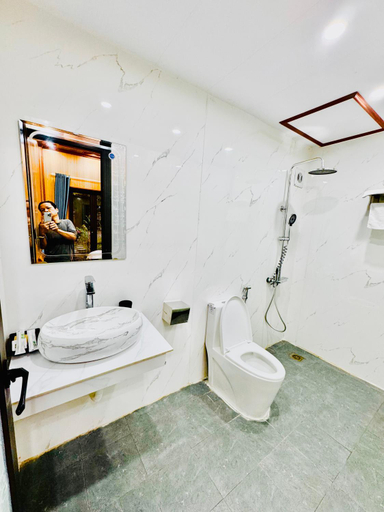 Bathroom 4, Green Valley Bungalow, Hoa Lư