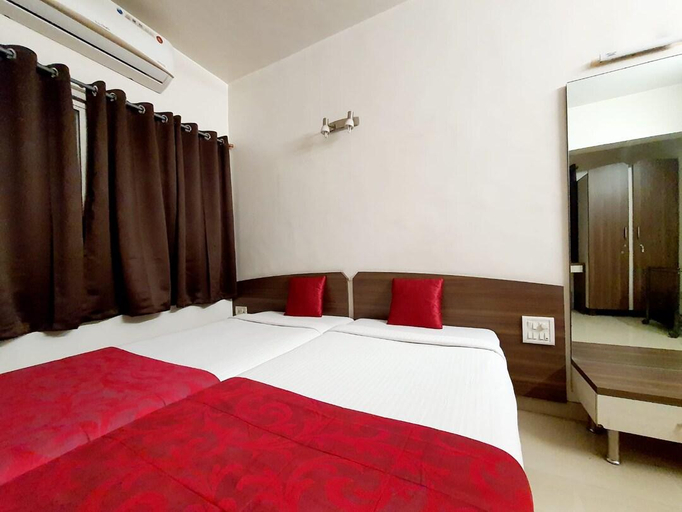 Bedroom 3, Bhooshan Hotel Airport Road, Pune