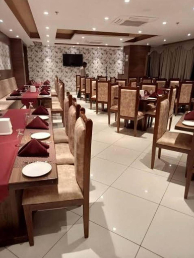 Food & Drinks 2, Hotel Beatific Epsilon, Jhajjar