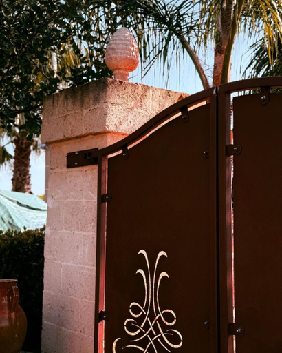 Others 5, Relais San Giovanni srls, Taranto