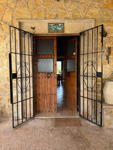 Others 5, Finca La Preciosa, Baleares