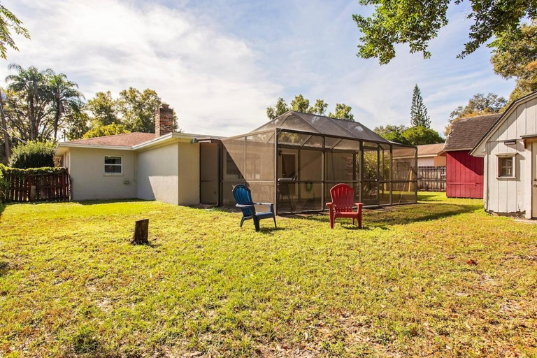 Others 5, The Flo's House, Hillsborough
