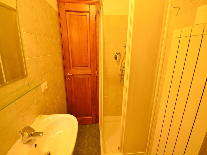 Bathroom 3, Scenic Apartment with Pool, Florence