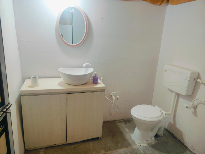 Bathroom 4, Baadal Pani The Beach Resort, Palghar