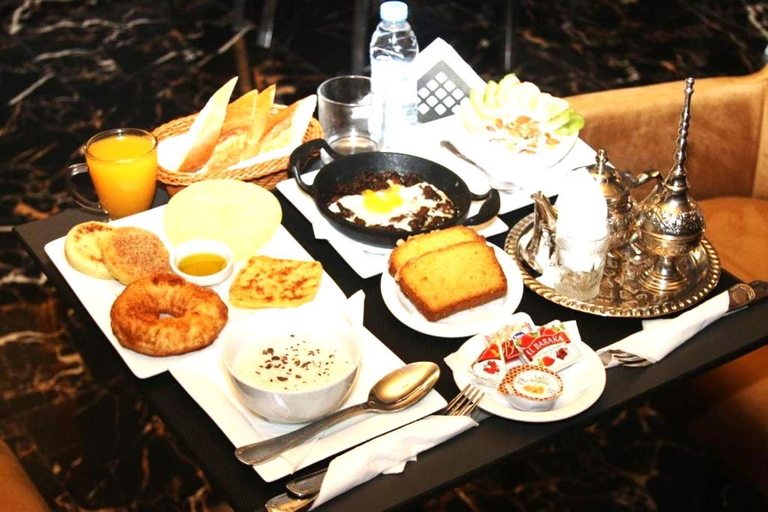 Food & Drinks 5, SYRACUSE, Casablanca