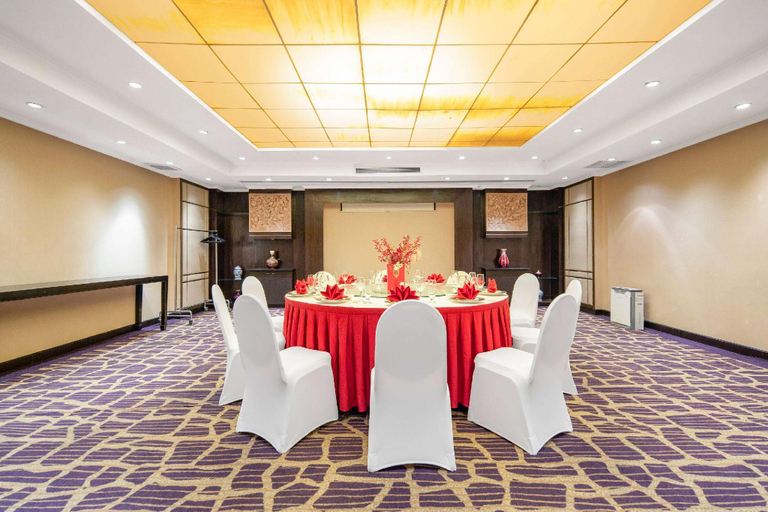Food & Drinks 5, Ramada Plaza by Wyndham Pudong, Shanghai