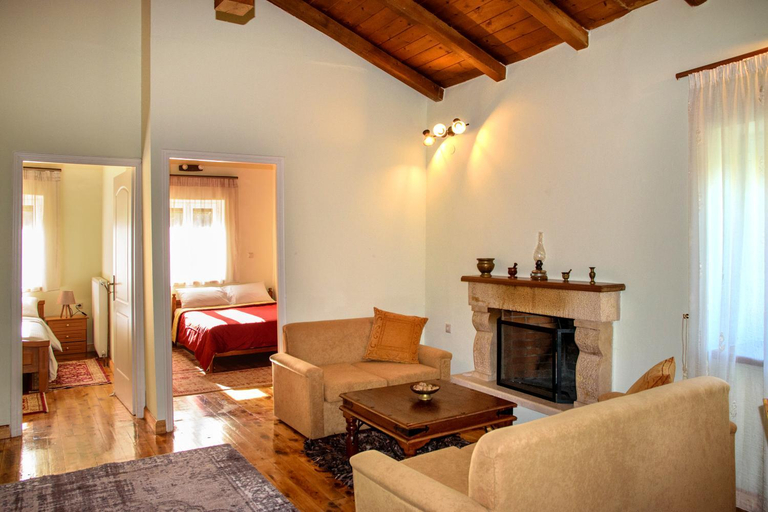 Others 5, Dual House In Methydrio, Peloponnese