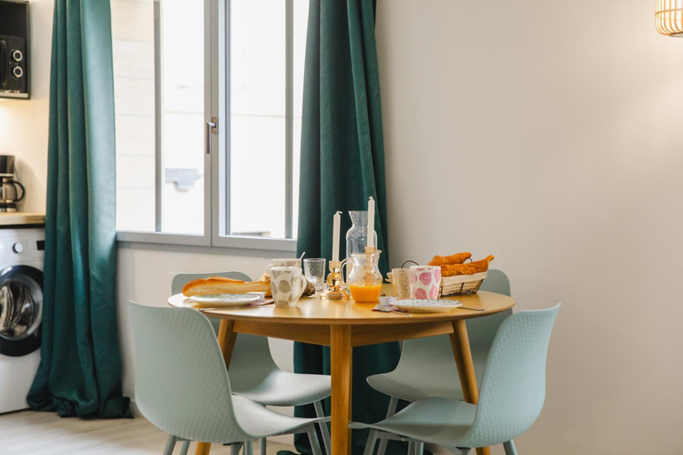 Others 5, City Affaire, Petit dejeuner OFFERT en Hypercentre, Calvados