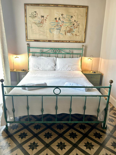 Others 5, Acquadellarte B&B, Catania