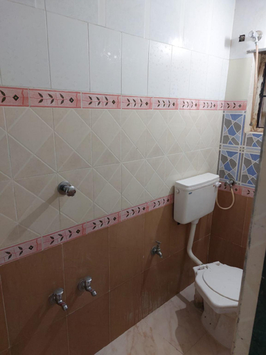Bathroom, Ram Nivas Home Stay Dwarka, Devbhumi Dwarka