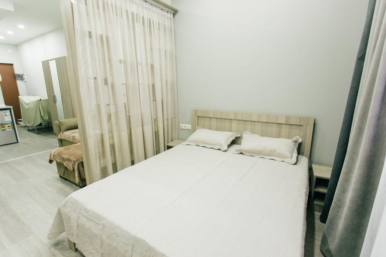 Bedroom 3, Horizons Apart Hotel, Batumi