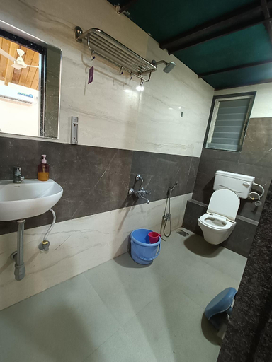 Bathroom, Sunrise Villa Wai, Satara