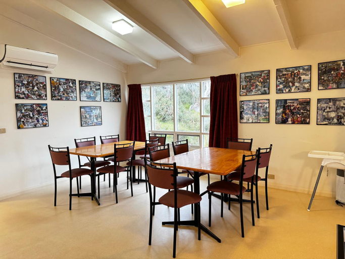 Food & Drinks, Schuss Alpine Club, Mt Buller, Mount Buller Alpine Resort