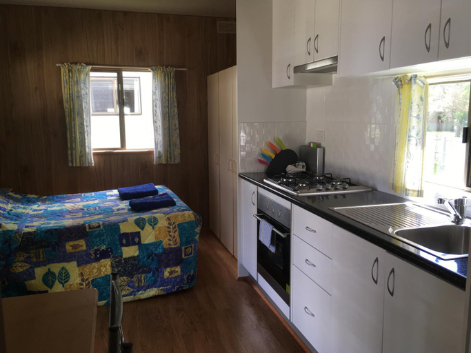 Kitchen 5, A'Wangralea Caravan Park, E. Gippsland - Orbost
