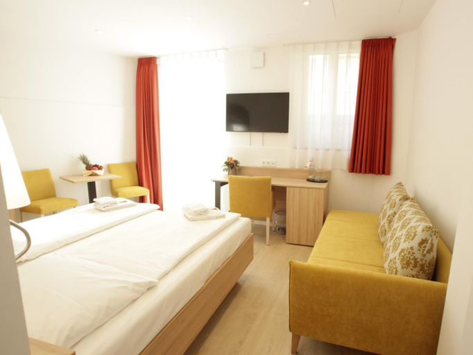 Bedroom 3, Hotel Adria München, München
