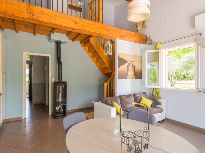 Others 5, Holiday Home in Vaucluse near Mont Ventoux, Vaucluse