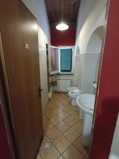 Bathroom 4, le lanterne, Perugia