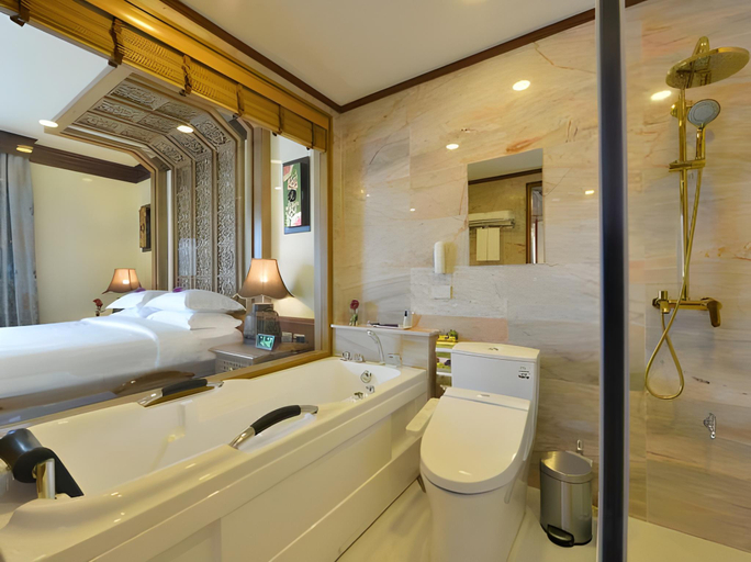 Bathroom 4, Peak Nimman Prestige Hotel, Muang Chiang Mai