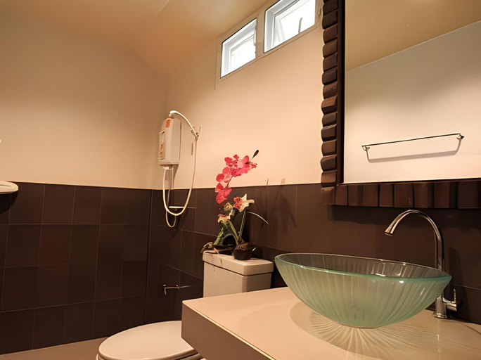 Bathroom 4, Baanplaidoi Resort, Hang Dong