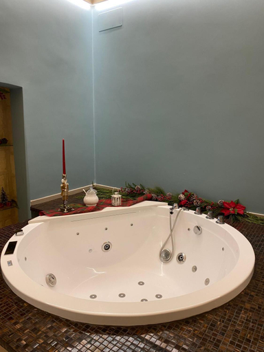 Bathroom 4, Suite san Giorgio, Bari