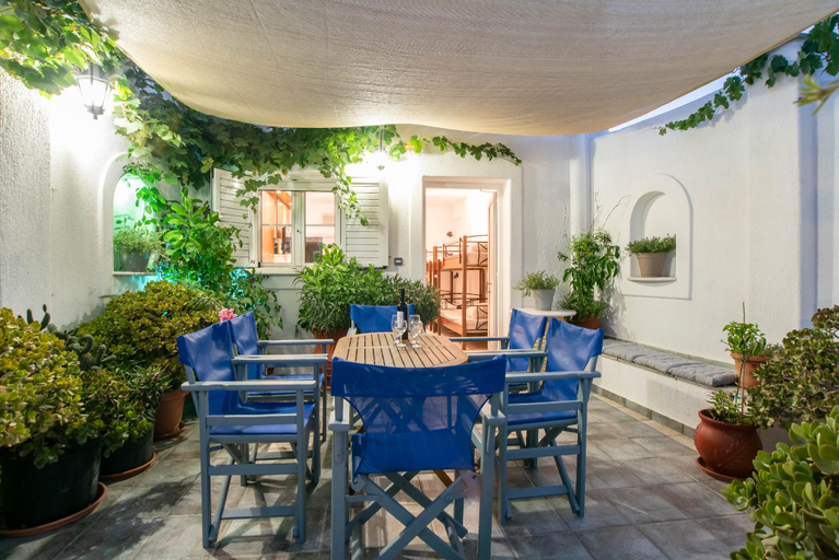 Others 5, Two-Bedroom Apartment 6-7 Adults First Floor, South Aegean