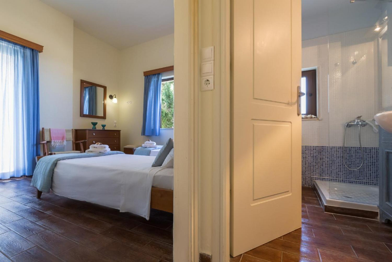 Bedroom 3, Villa Ilia, Crete