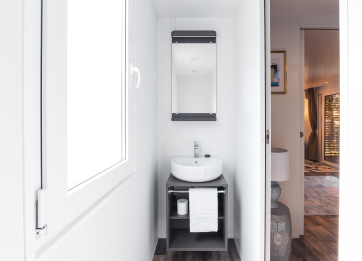 Bathroom 5, Club del Sole Tenuta Primero Family Collection, Gorizia