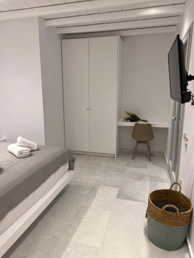 Bedroom 2, SUNSENSES luxury VILLAS Paros, South Aegean
