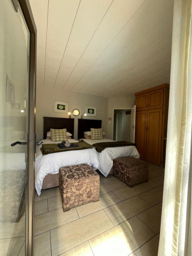 Bedroom 2, Dormio Manor Guest Lodge, Gert Sibande
