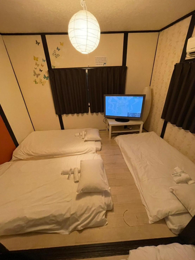 Bedroom 2, Hakko Ichiu, Higashiōsaka