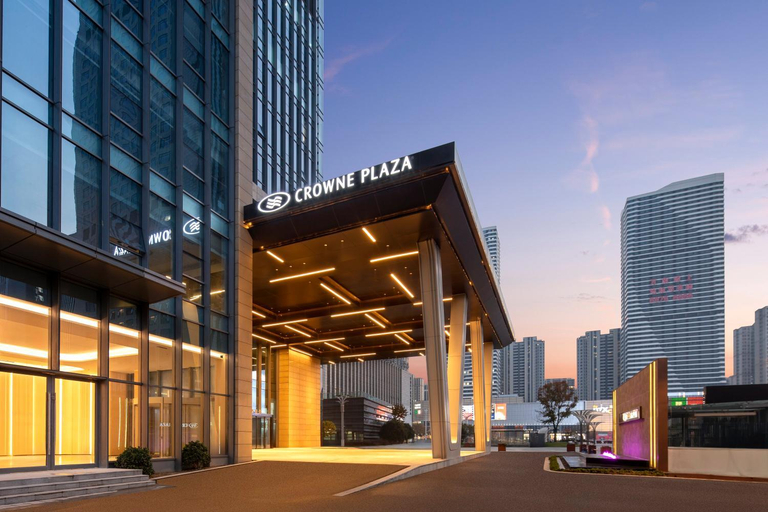 Exterior & Views 2, Crowne Plaza TAIZHOU CITY CENTRE by IHG, Taizhou