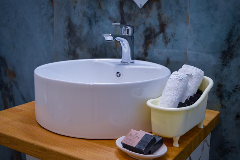 Bathroom 4, Electra Suites, East Macedonia and Thrace