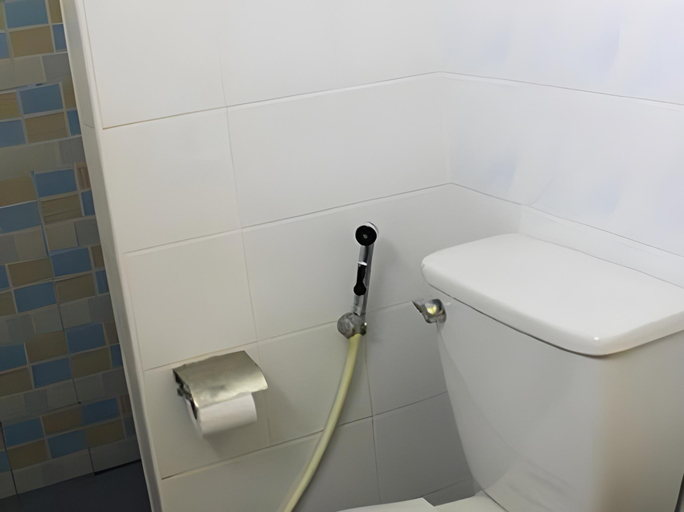 Bathroom 3, Bann Chompu Resort, Muang Nakhon Nayok