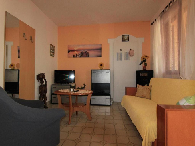 Others 4, Aurora Apartments, Privlaka