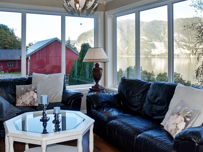 Others 4, person holiday home in Folkestad, Volda