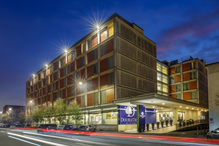 Exterior & Views 1, DoubleTree by Hilton Milan, Milano
