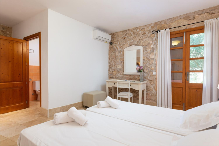 3, Sa Franquesa Vella - Ferran Malferit, Baleares