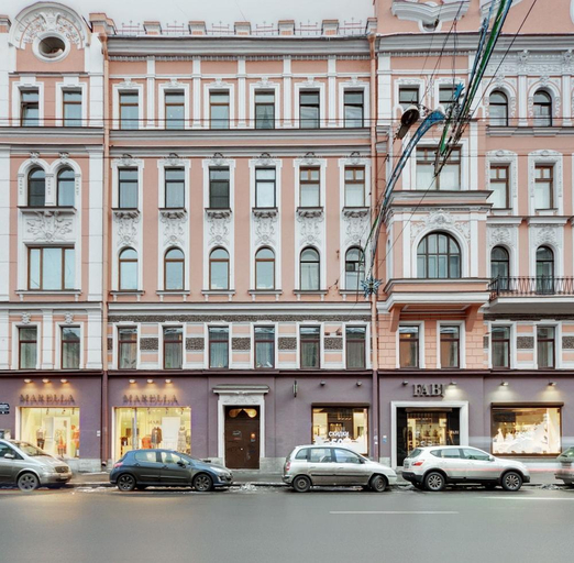 Others 5, Hotel Bolshoy 19, Sankt-Peterburg gorsovet