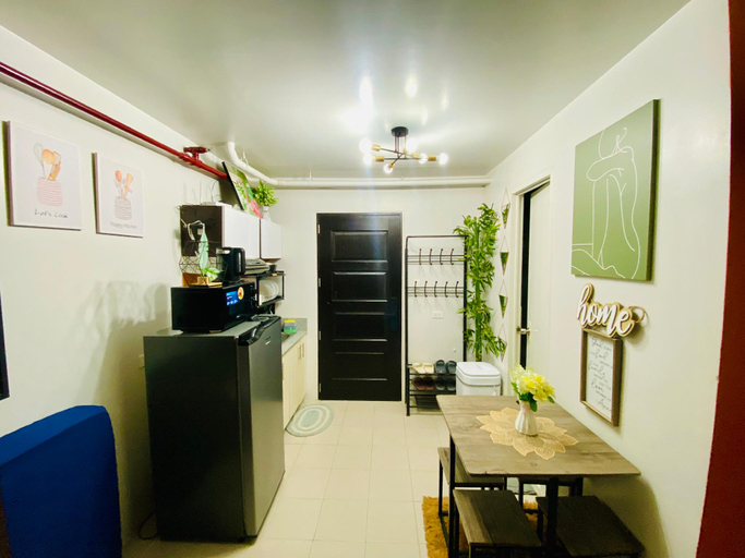 Others 5, Renovated Nearest Condo in Airport, Malls &School, Lapu-Lapu City