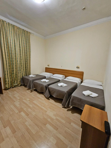5, Hotel Liberty, Pistoia