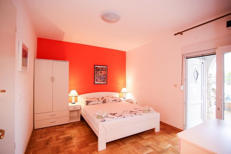 Bedroom 2, South Beach Drage, Pakoštane