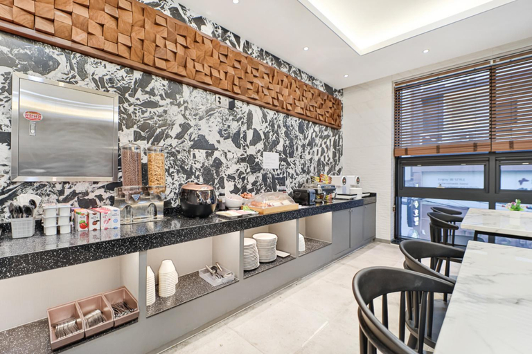 Food & Drinks 5, Hotel YUNA Business, Busanjin