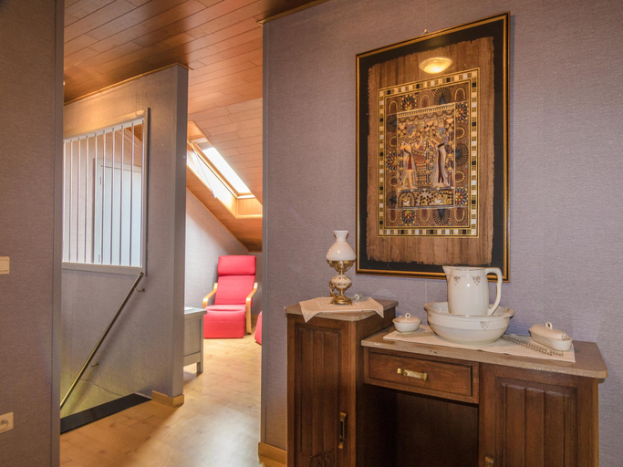 Bathroom 4, Pleasant holiday home with private pool, Dordogne