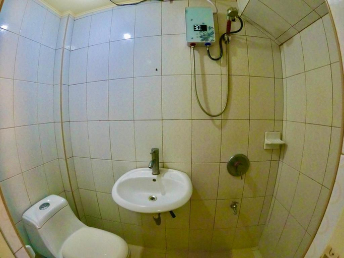 Bathroom 4, Pundaquit Luxury Resort, San Antonio